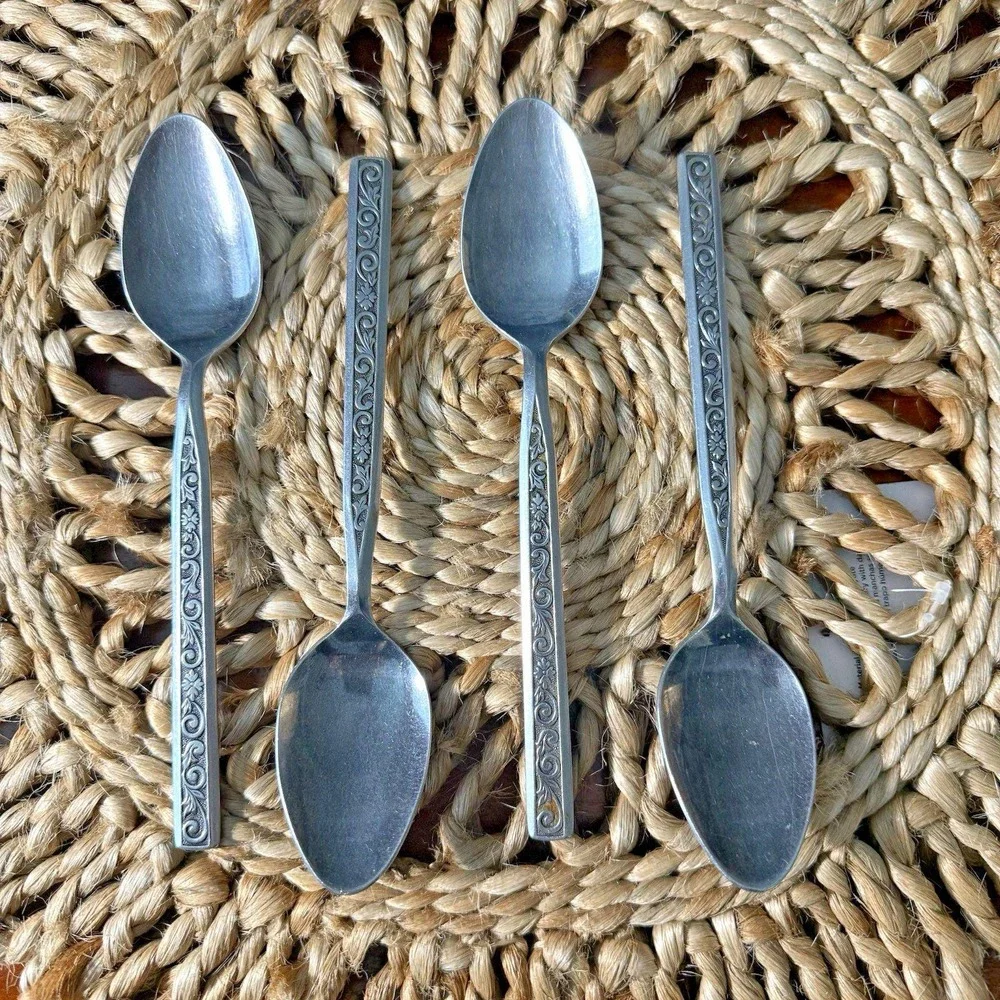 Stanley Rogers Evening Lace Oval‎ Soup Spoons Lot of 4 Stainless 7.5